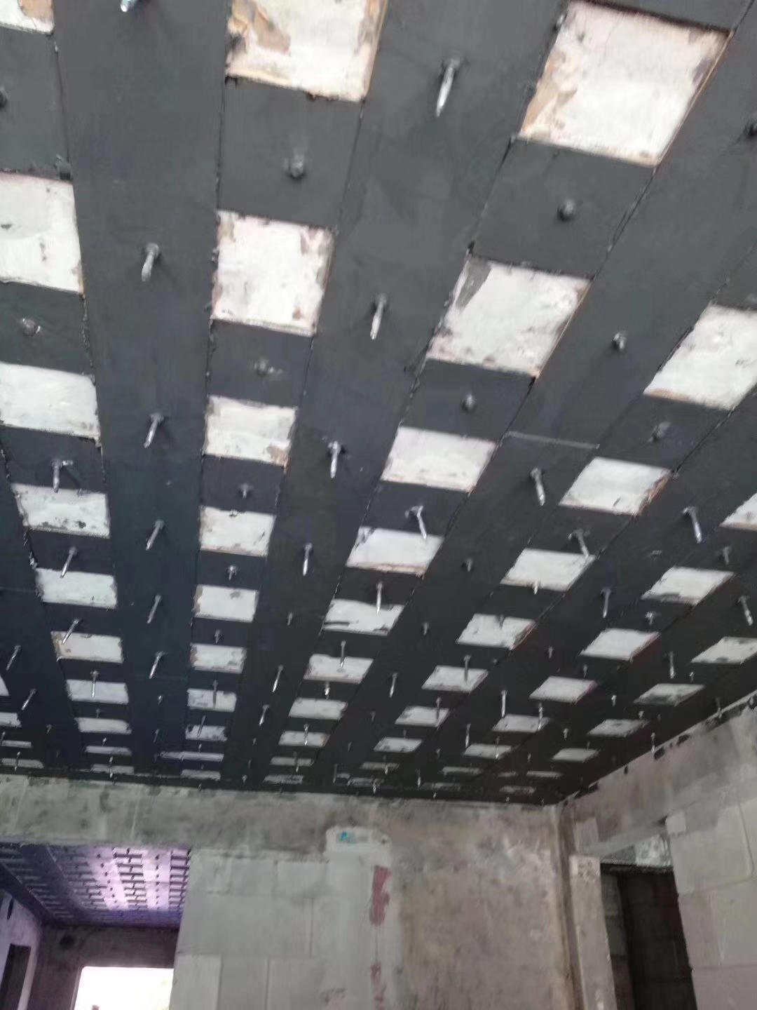 粘钢加固流程，附：详细的施工图